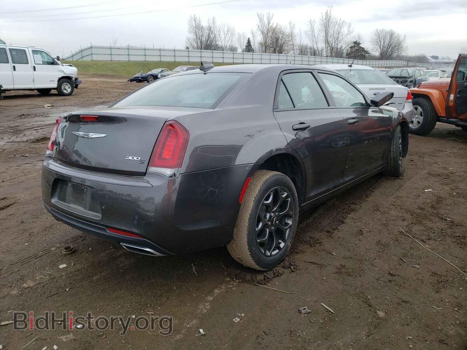 2018 CHRYSLER 300 - VIN: 2C3CCAGG2JH165420 - Фото 4