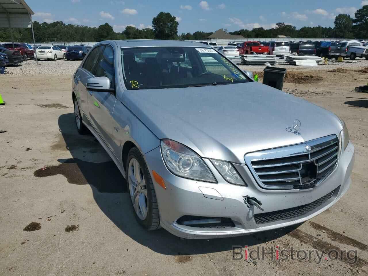 Photo WDDHF2EB5BA386747 - MERCEDES-BENZ E-CLASS 2011