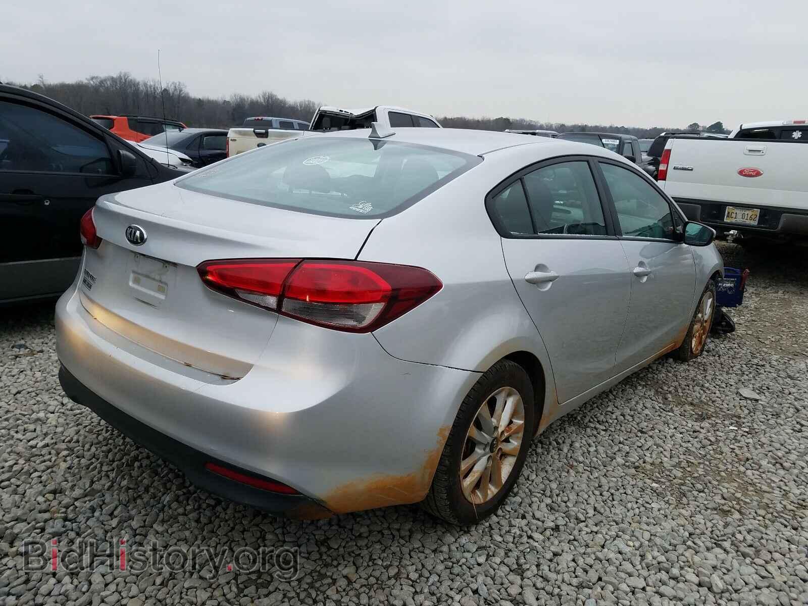 2017 KIA FORTE - VIN: 3KPFL4A74HE014653 - Фото 4