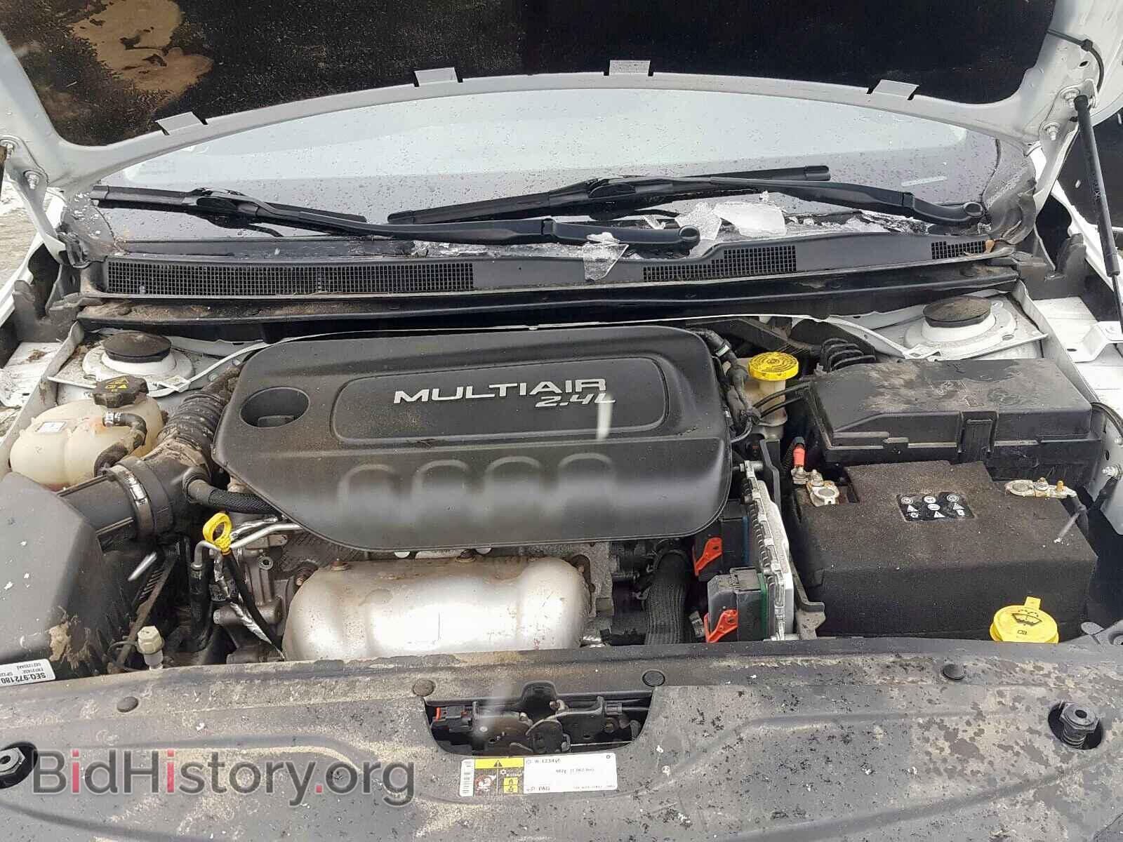 2015 CHRYSLER 200 - VIN: 1C3CCCAB3FN731432 - Фото 7
