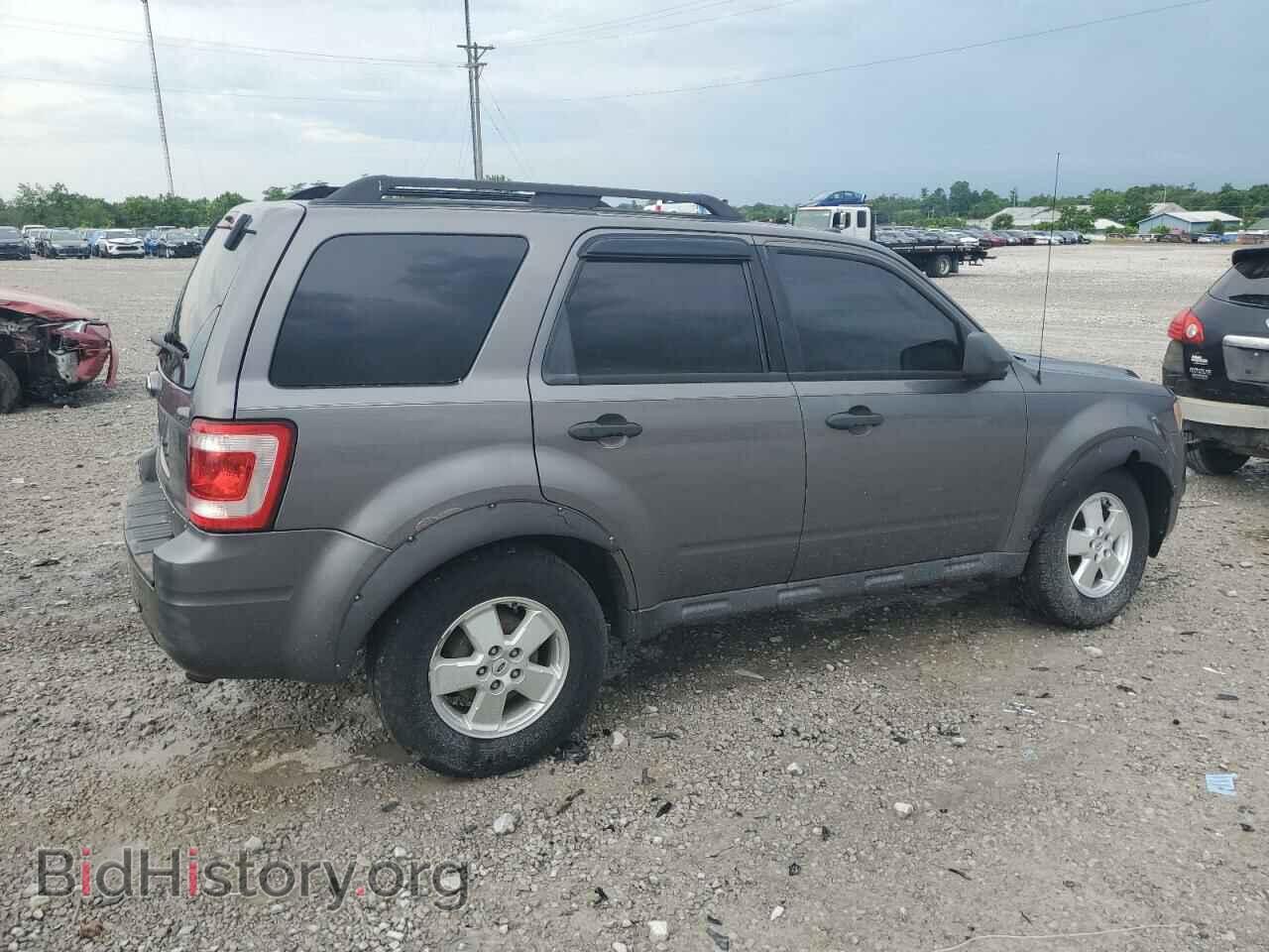 2010 FORD ESCAPE - VIN: 1FMCU0D77AKD39140 - Фото 3