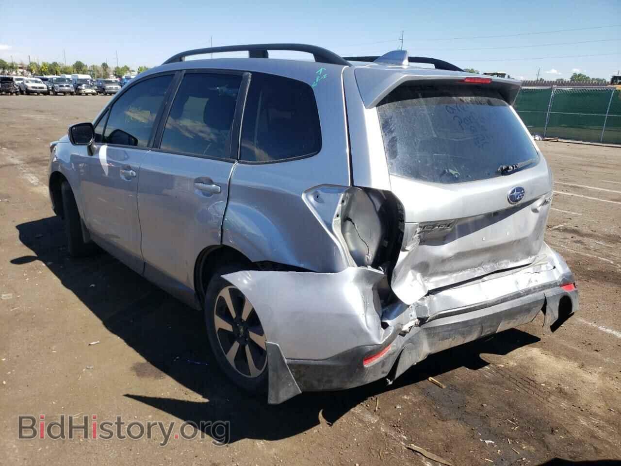 2017 SUBARU FORESTER - VIN: JF2SJAEC6HH584918 - Фото 3