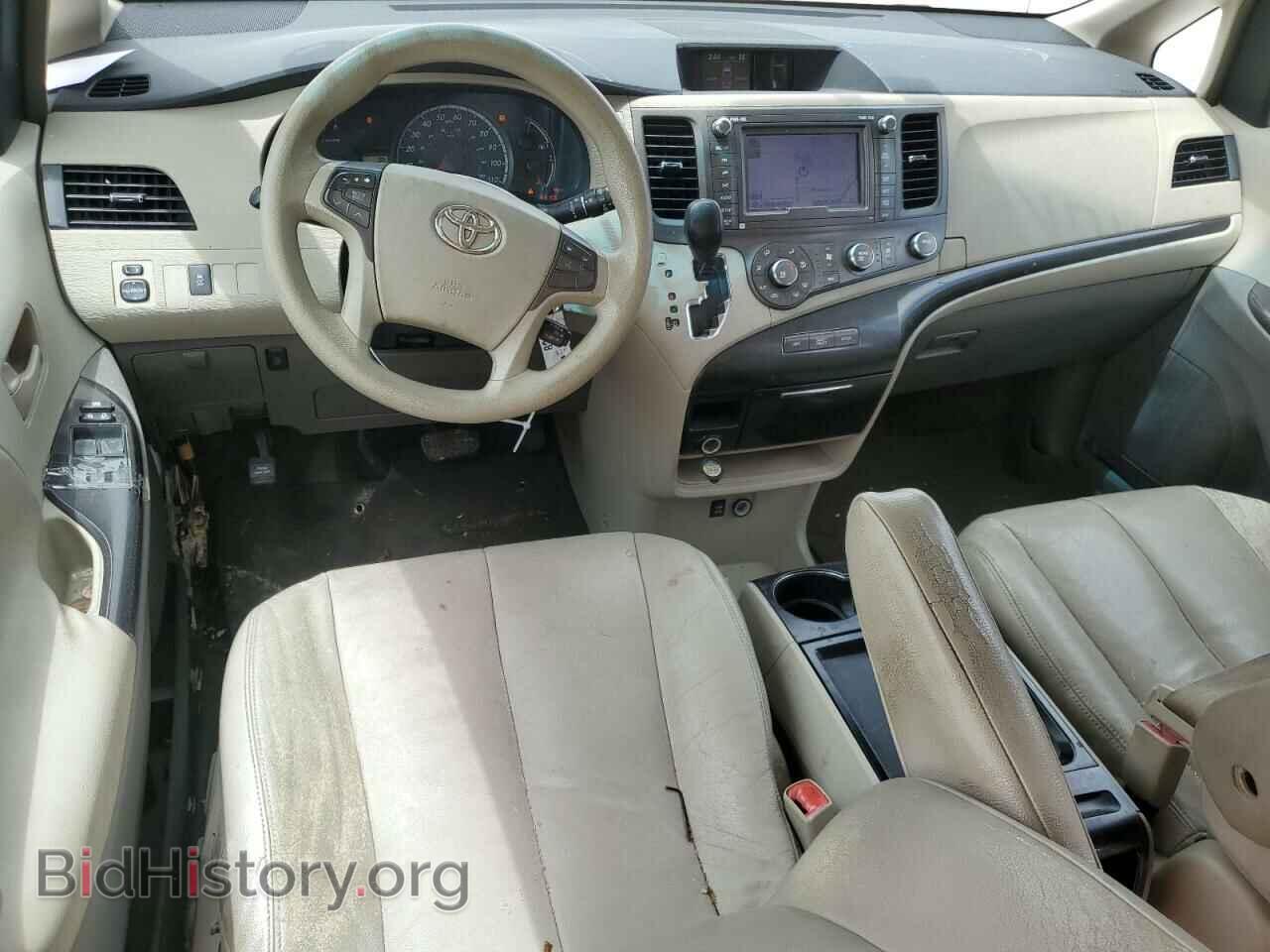 2011 TOYOTA All Models - VIN: 5TDKK3DC4BS005288 - Фото 8