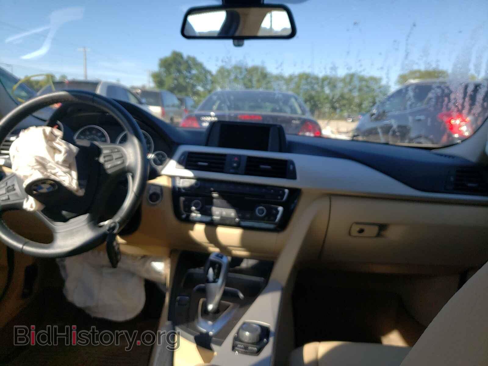 2016 BMW 3 SERIES - VIN: WBA8E5G51GNU20539 - Фото 9