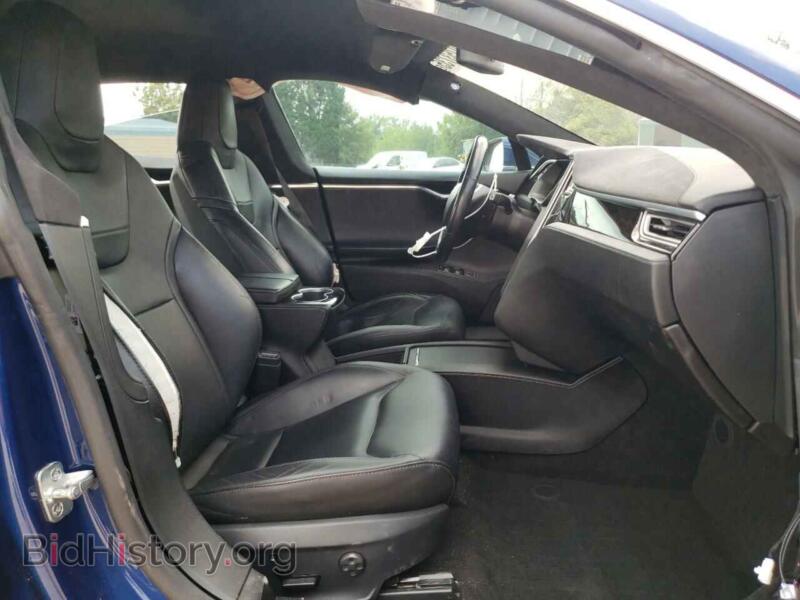 2016 Tesla MODEL S (VIN 5YJSA1E17GF158800) — фото 7 из 14