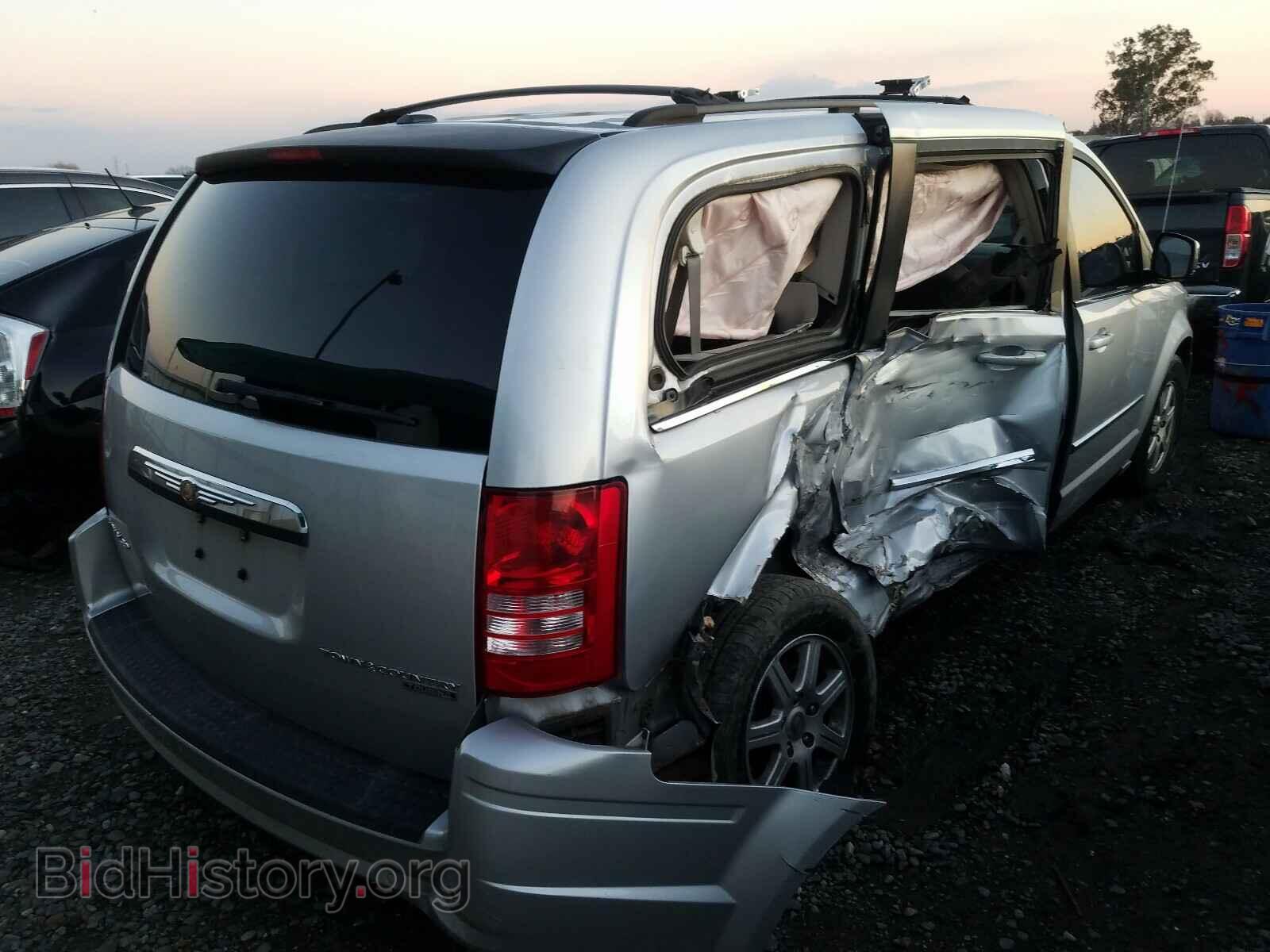 2010 CHRYSLER MINIVAN - VIN: 2A4RR5D13AR501740 - Фото 4