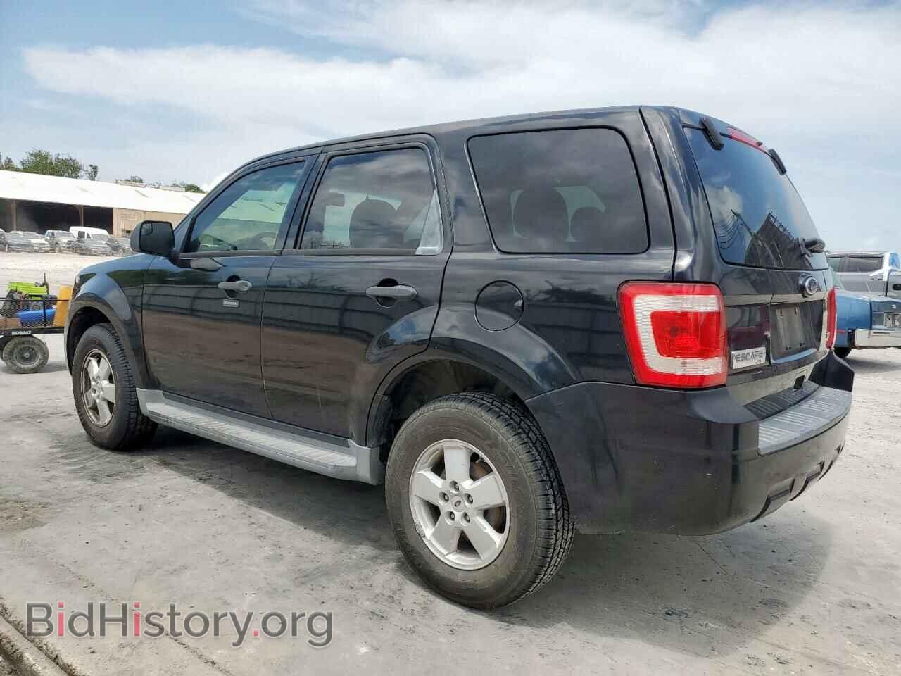 2010 FORD ESCAPE - VIN: 1FMCU0DG5AKD00725 - Фото 2