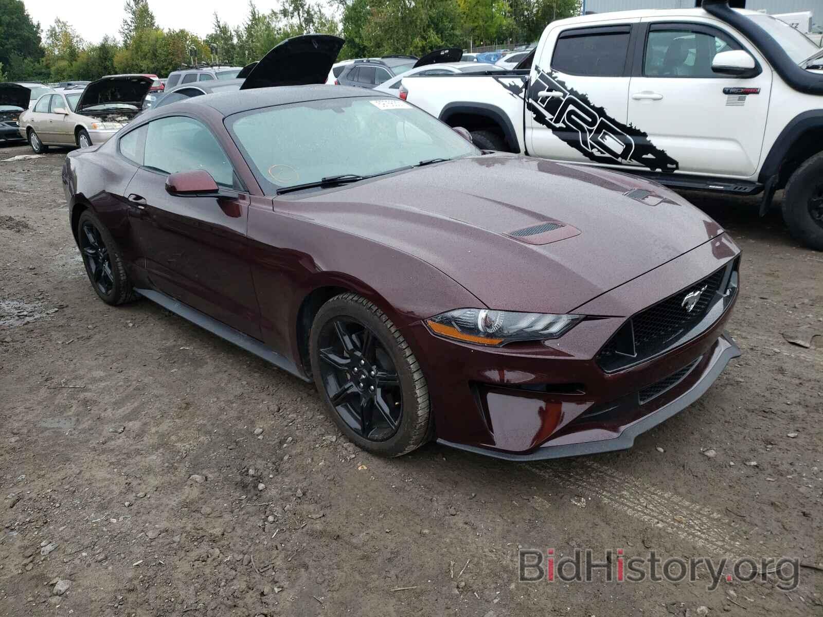 Photo 1FA6P8TH2J5176970 - FORD MUSTANG 2018