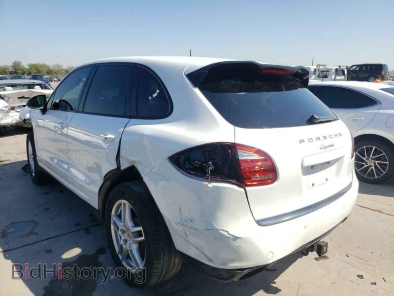 2012 Porsche CAYENNE (VIN WP1AA2A27CLA12709) — photo 3 of 10