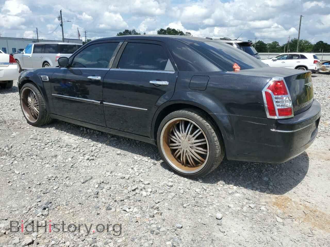 2010 CHRYSLER 300 - VIN: 2C3CA5CV9AH262955 - Фото 2