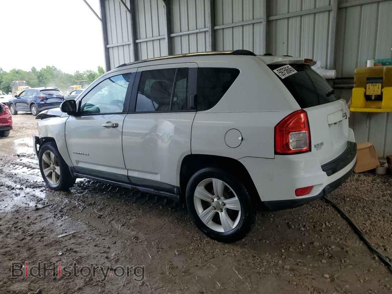 2011 JEEP COMPASS - VIN: 1J4NT1FBXBD287977 - Фото 2