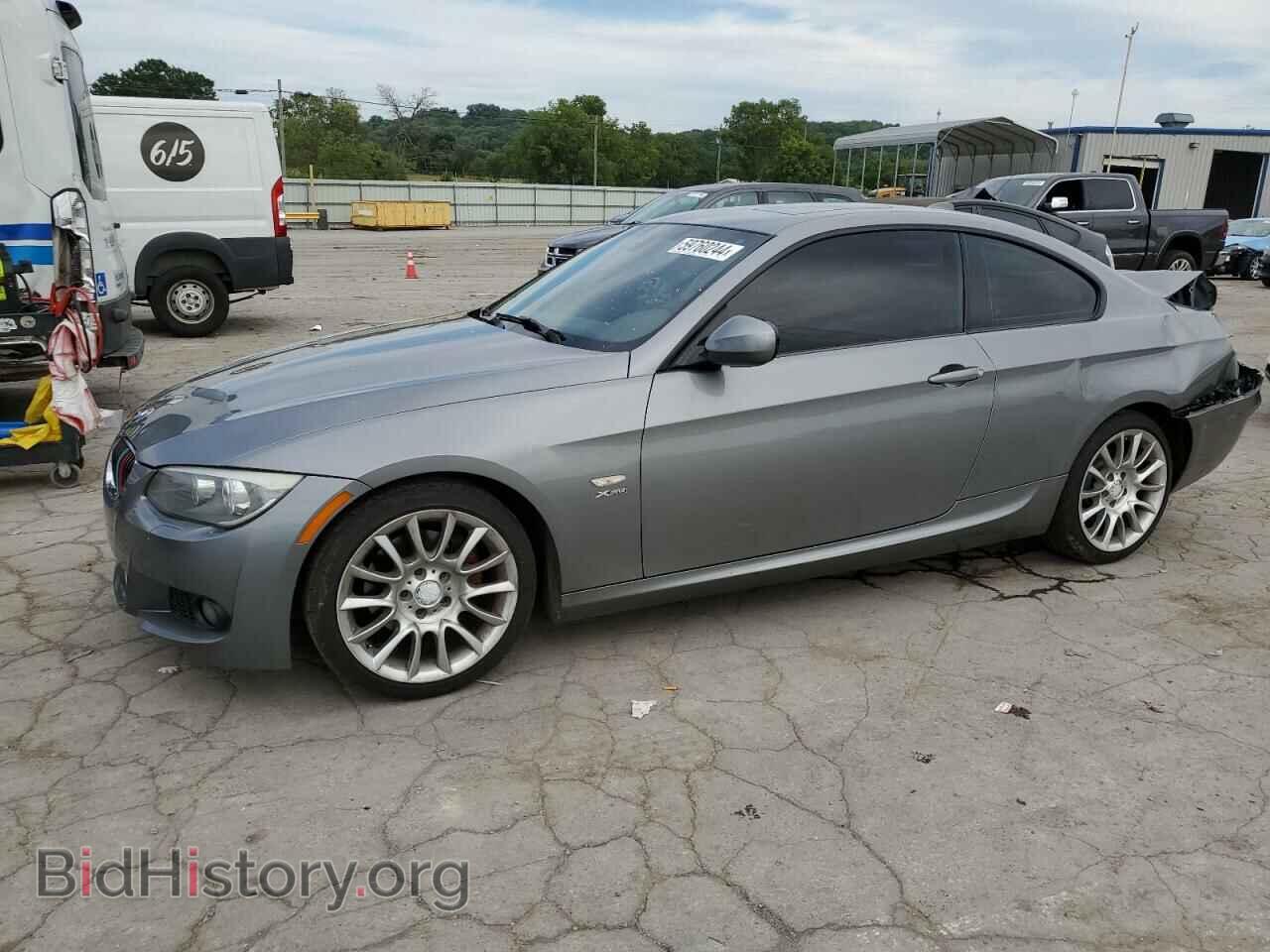 Photo WBAKF3C52BE567667 - BMW 3 SERIES 2011