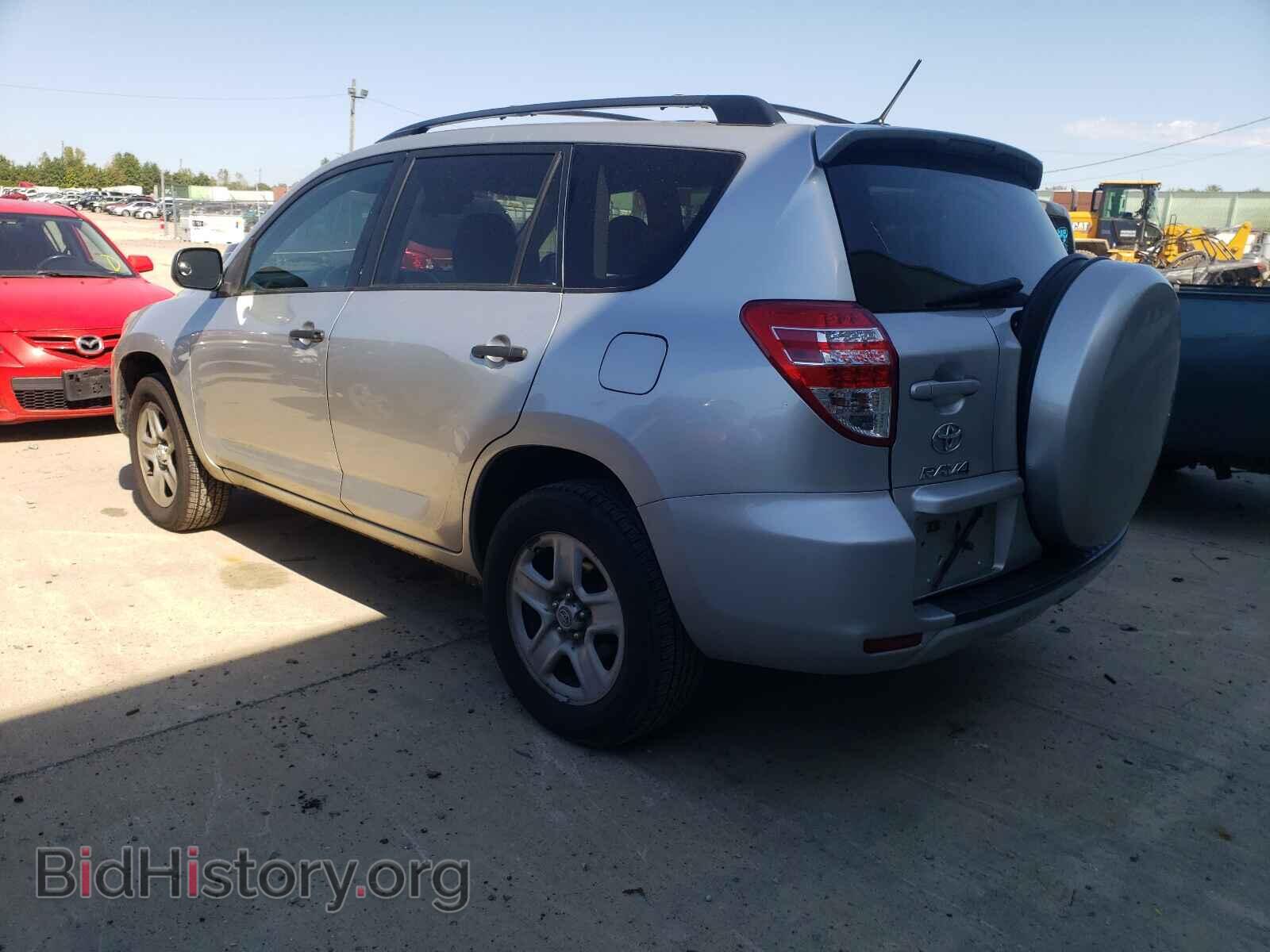 2011 TOYOTA RAV4 - VIN: 2T3BF4DV5BW100677 - Фото 3