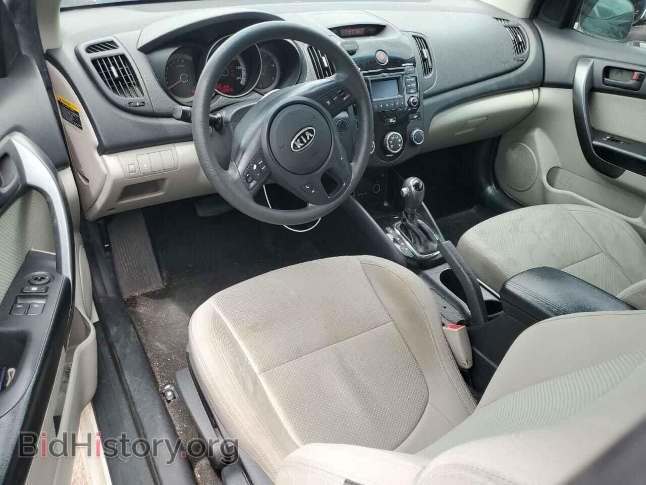 2012 KIA FORTE - VIN: KNAFU6A23C5594492 - Фото 8