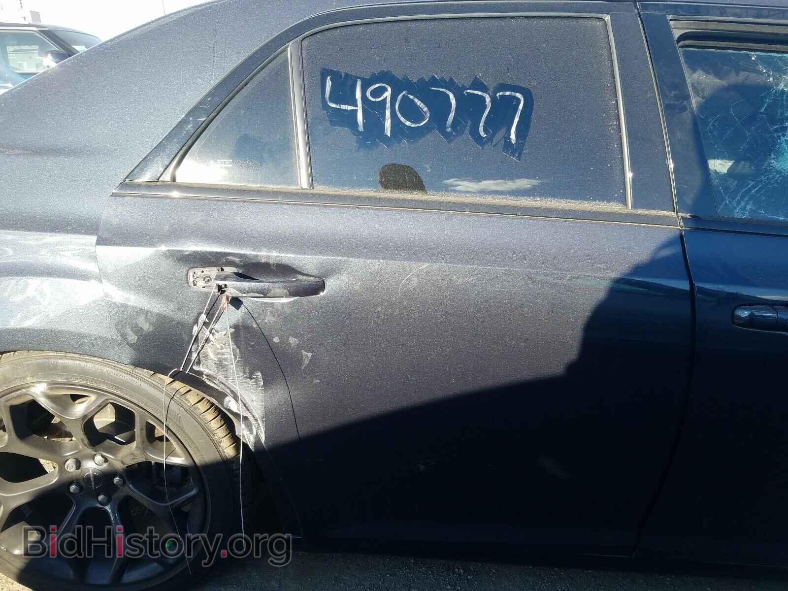 2019 CHRYSLER 300 - VIN: 2C3CCAAG5KH511695 - Фото 6