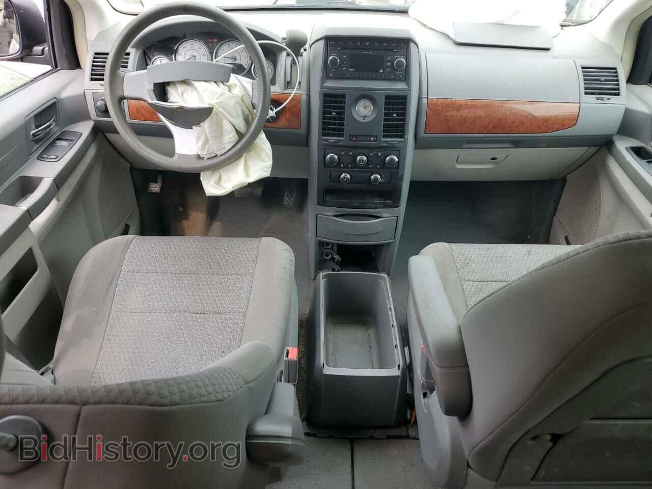 2008 CHRYSLER MINIVAN - VIN: 2A8HR44H88R601067 - Фото 8