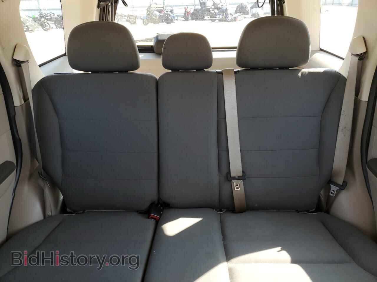 2010 FORD ESCAPE - VIN: 1FMCU0C75AKA05741 - Фото 10