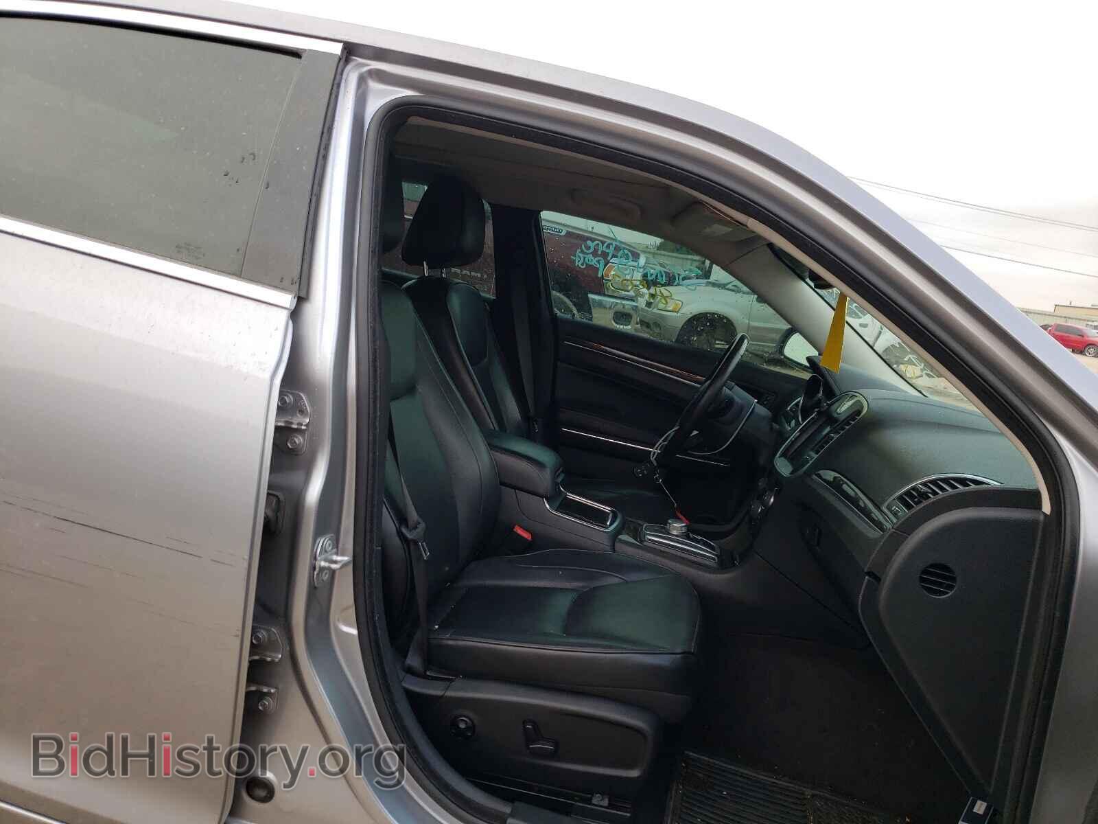2016 CHRYSLER 300 - VIN: 2C3CCAEG1GH243424 - Фото 5