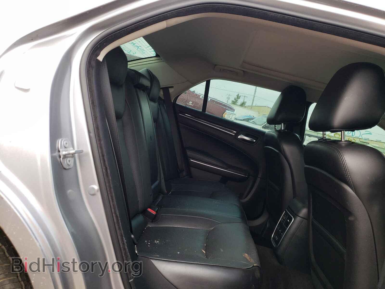 2016 CHRYSLER 300 - VIN: 2C3CCAEG1GH243424 - Фото 6