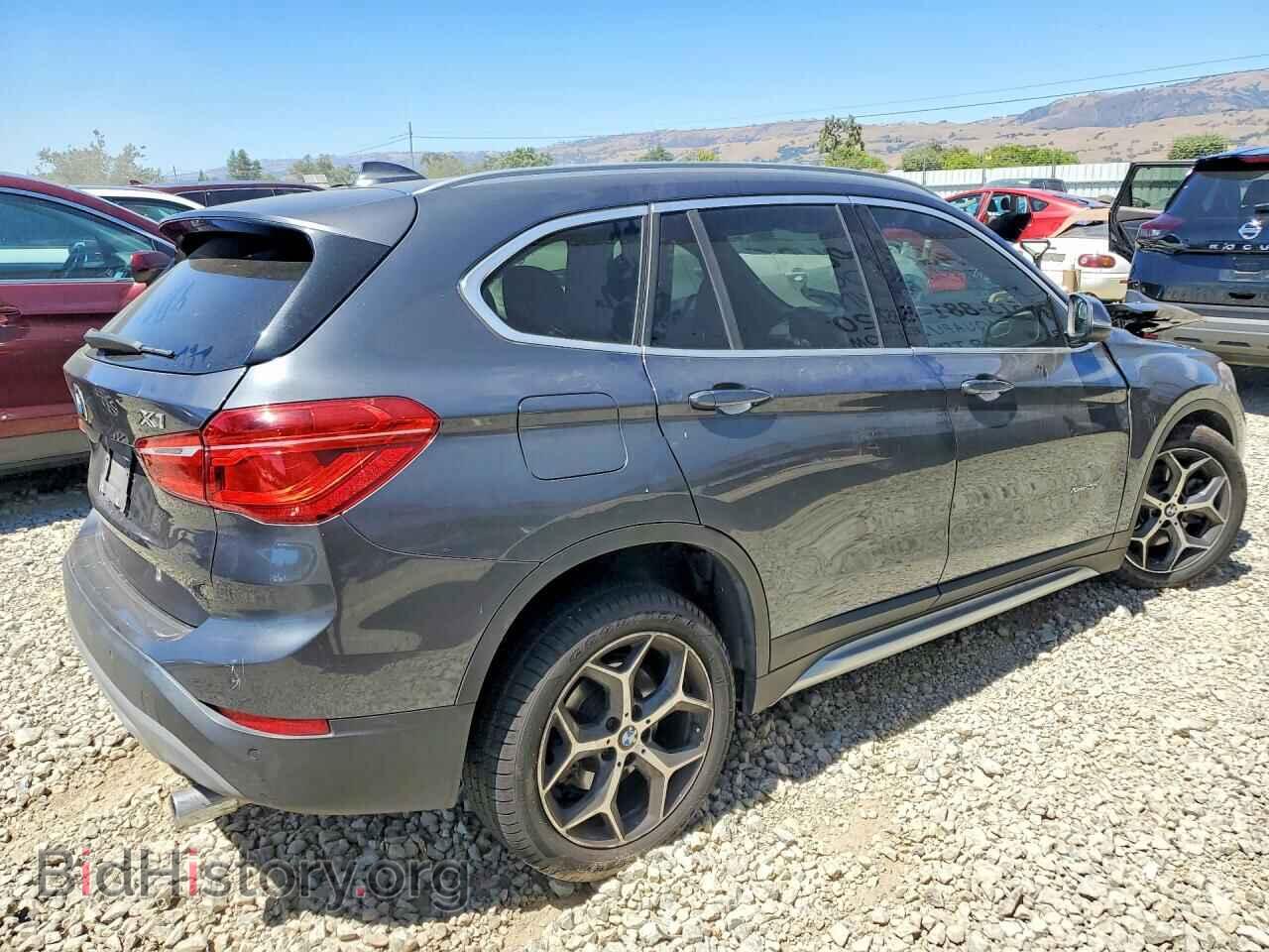 2016 BMW X1 - VIN: WBXHT3C38G5E51276 - Фото 3