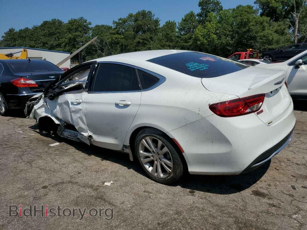 2015 CHRYSLER 200 - VIN: 1C3CCCAB1FN590277 - Фото 2