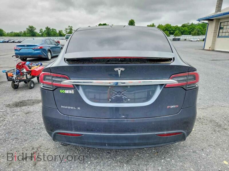 2016 Tesla MODEL X (VIN 5YJXCBE44GF016355) — фото 6 из 13