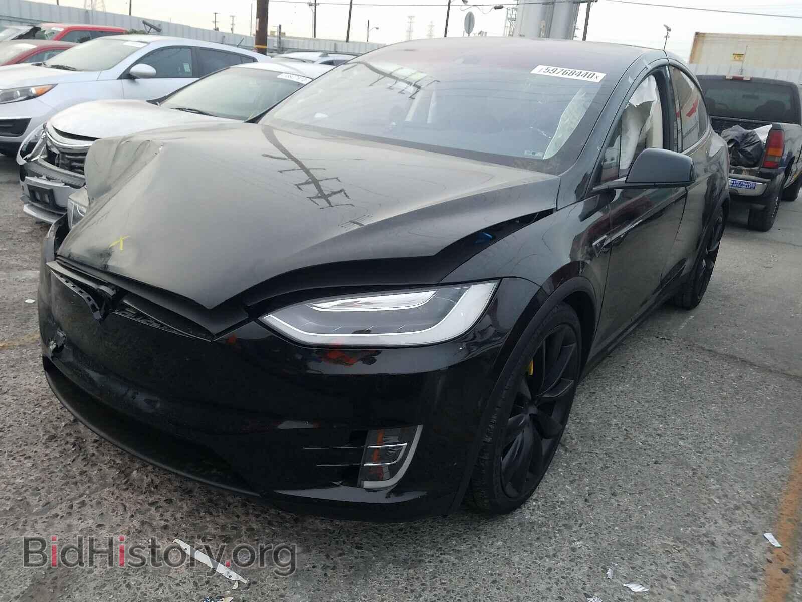 2016 TESLA MODEL X - VIN: 5YJXCBE21GF011984 - Фото 2