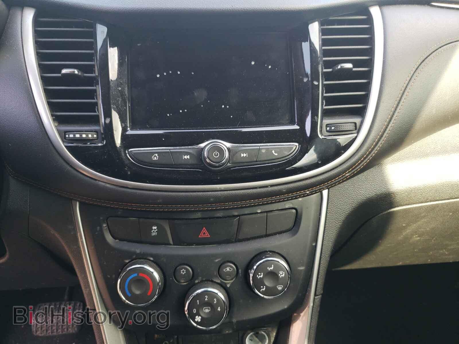 2019 CHEVROLET TRAX - VIN: 3GNCJKSB3KL166305 - Photo 9