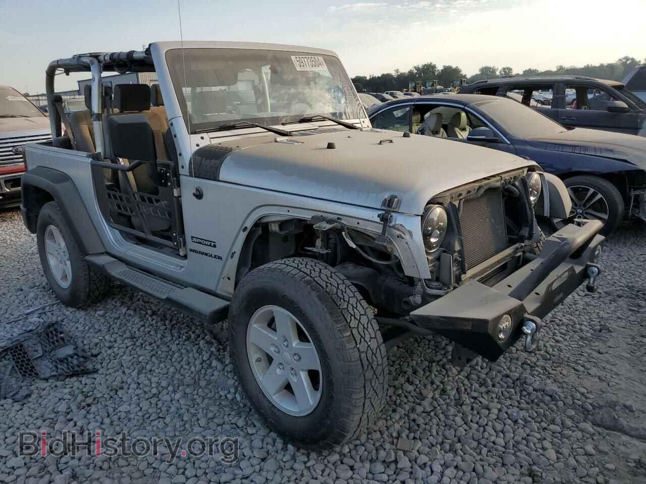 2010 JEEP WRANGLER - VIN: 1J4AA2D15AL125215 - Фото 4