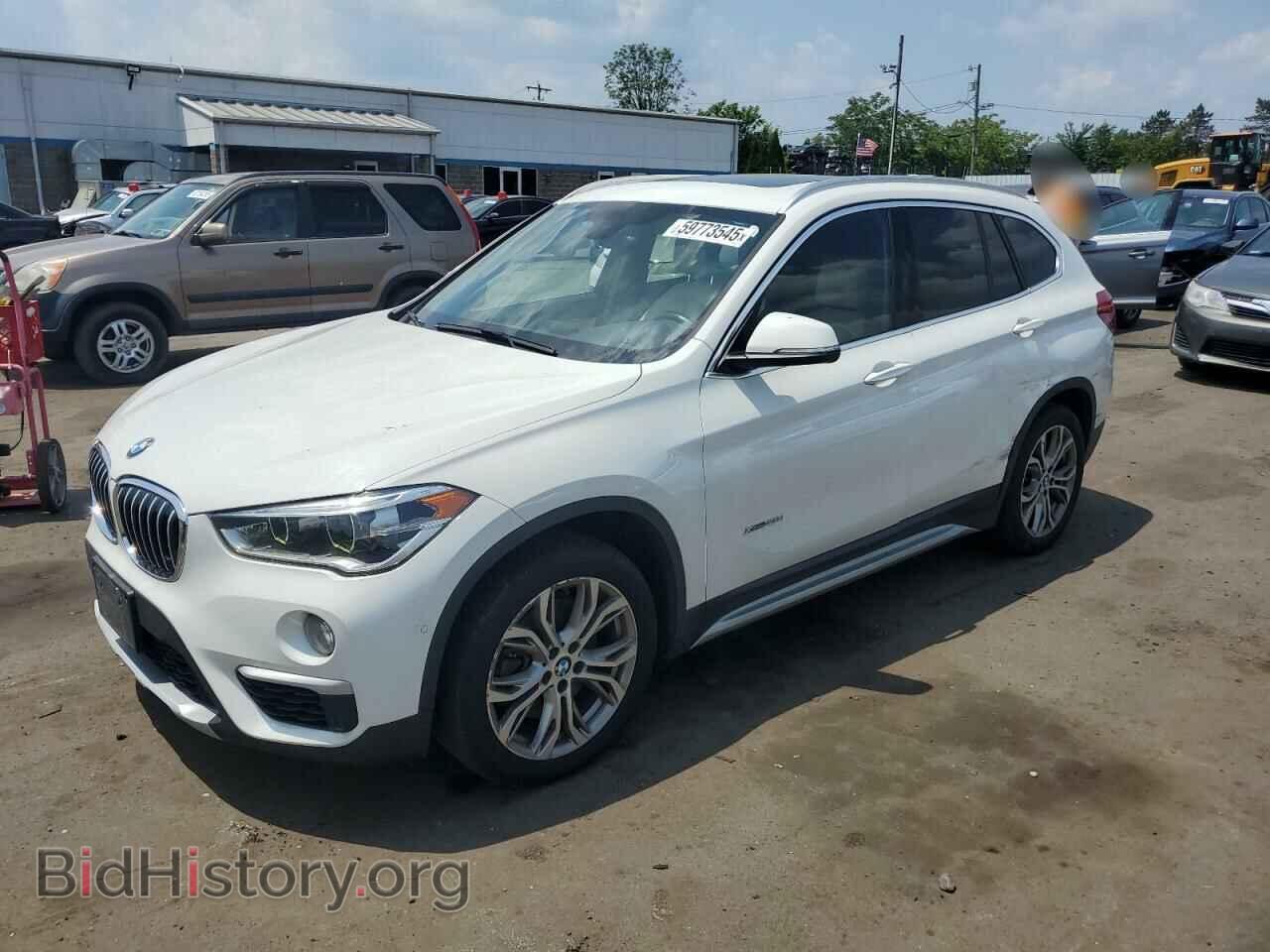 Photo WBXHT3Z3XH4A55624 - BMW X1 2017