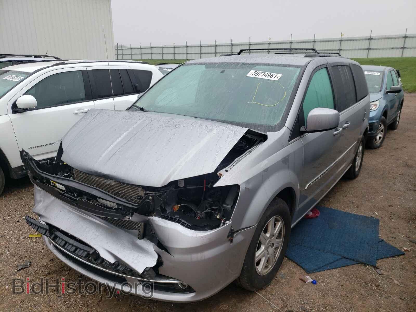 2013 CHRYSLER MINIVAN - VIN: 2C4RC1BG5DR630560 - Фото 2