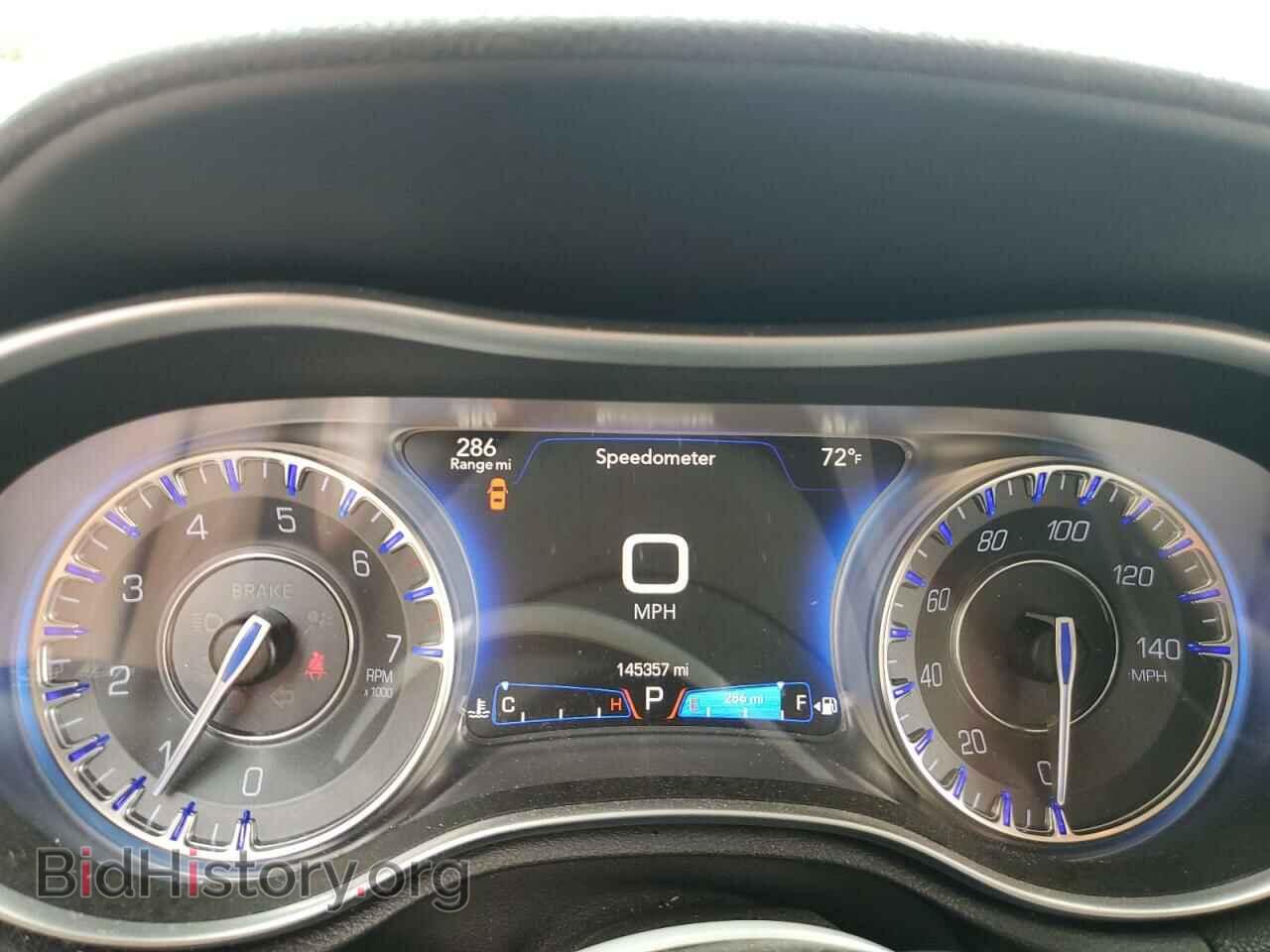 2015 CHRYSLER 300 - VIN: 2C3CCAEG8FH769726 - Фото 9