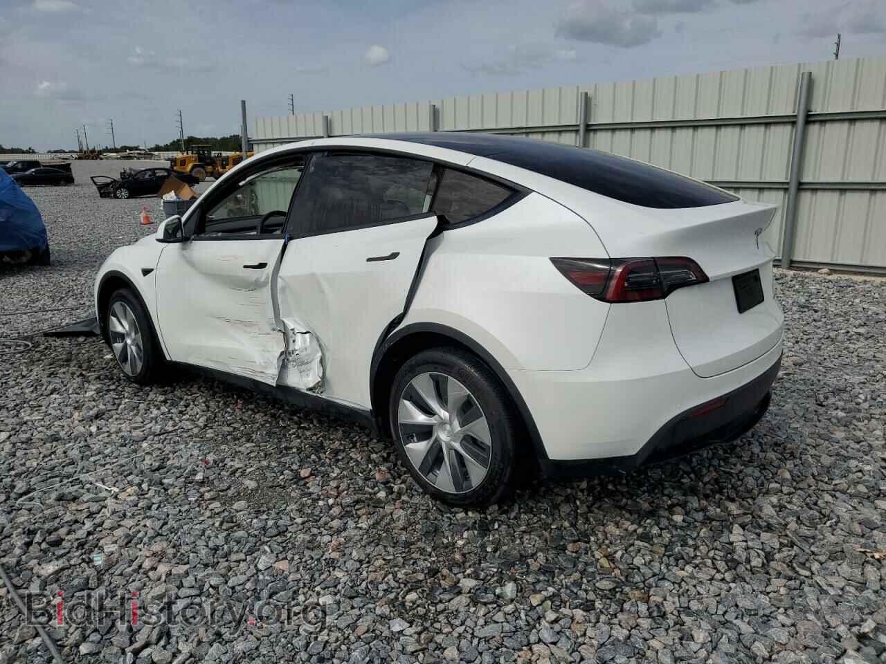 2022 TESLA MODEL Y - VIN: 7SAYGDEE5NF516604 - Фото 2