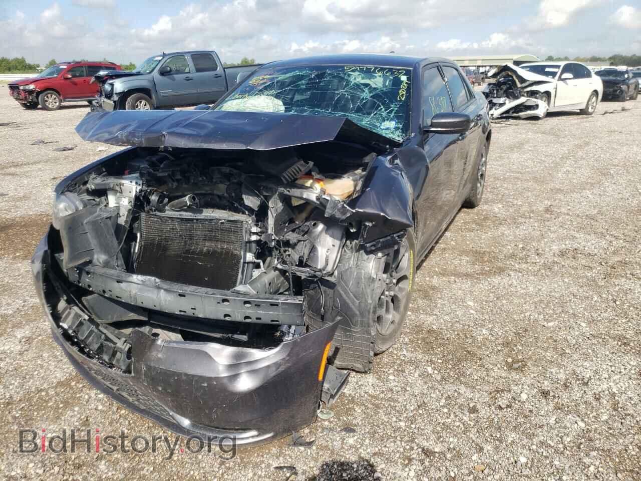 2018 CHRYSLER 300 - VIN: 2C3CCAGG6JH250289 - Фото 2