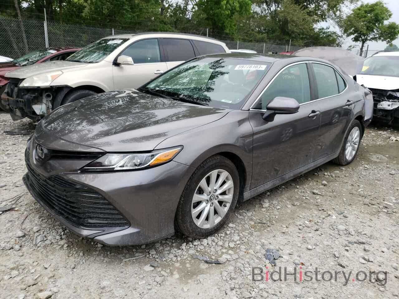 Photo 4T1B11HK1JU046086 - TOYOTA CAMRY 2018