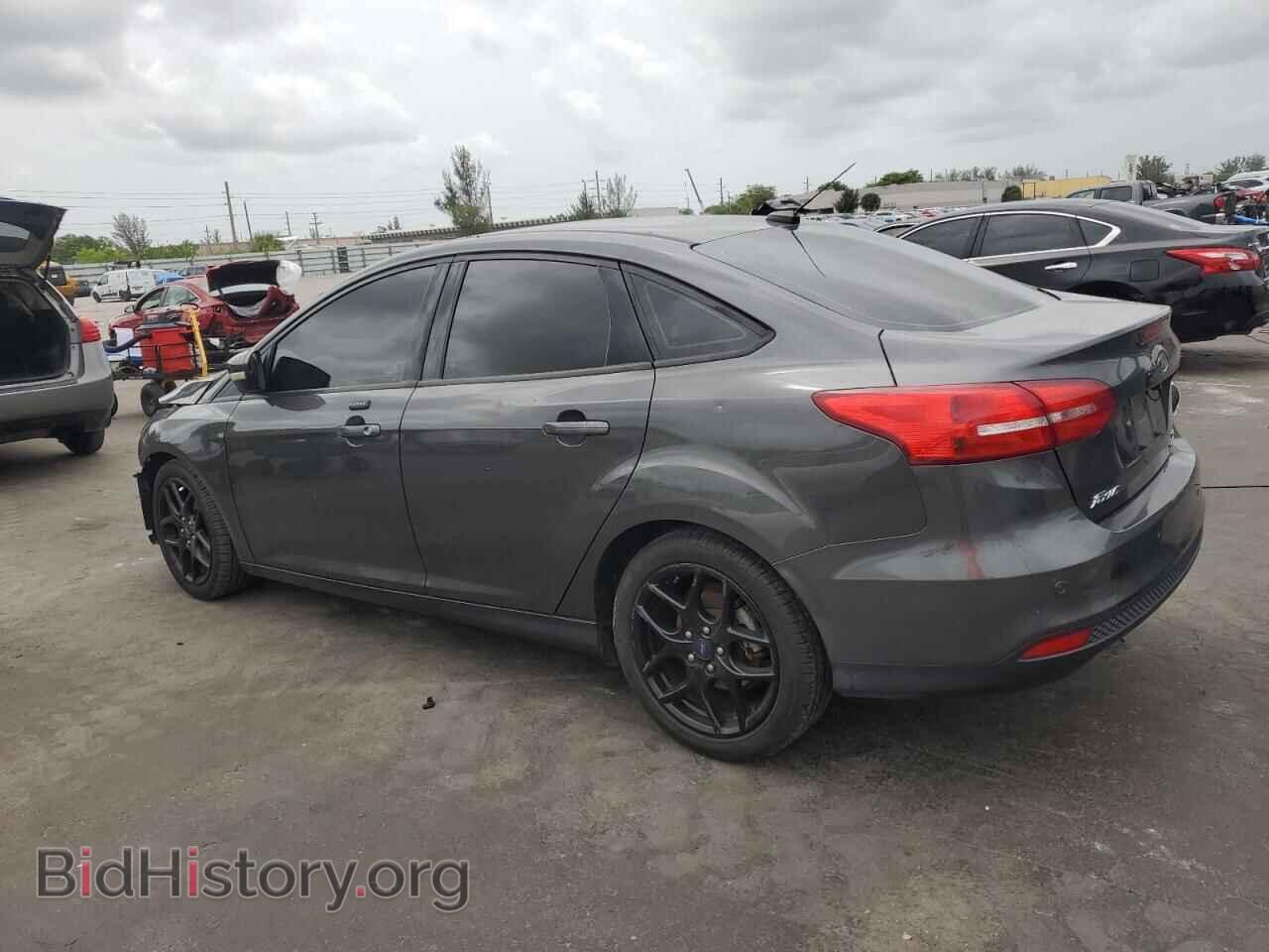 2016 FORD FOCUS - VIN: 1FADP3F24GL287882 - Фото 2