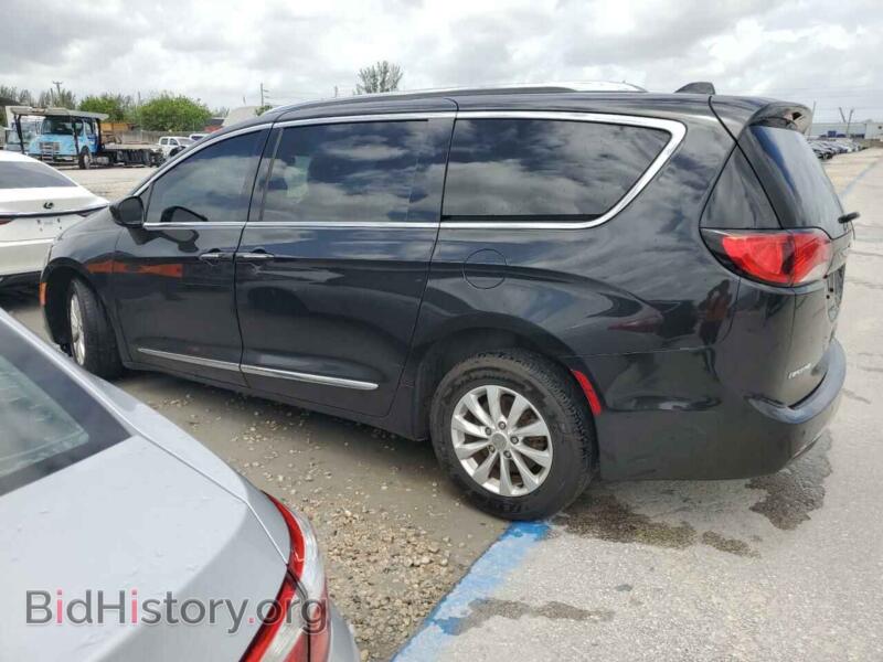 2019 Chrysler PACIFICA (VIN 2C4RC1BG3KR624978) — photo 2 of 13