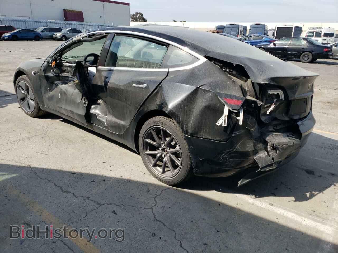 2019 TESLA MODEL 3 - VIN: 5YJ3E1EAXKF190092 - Фото 2
