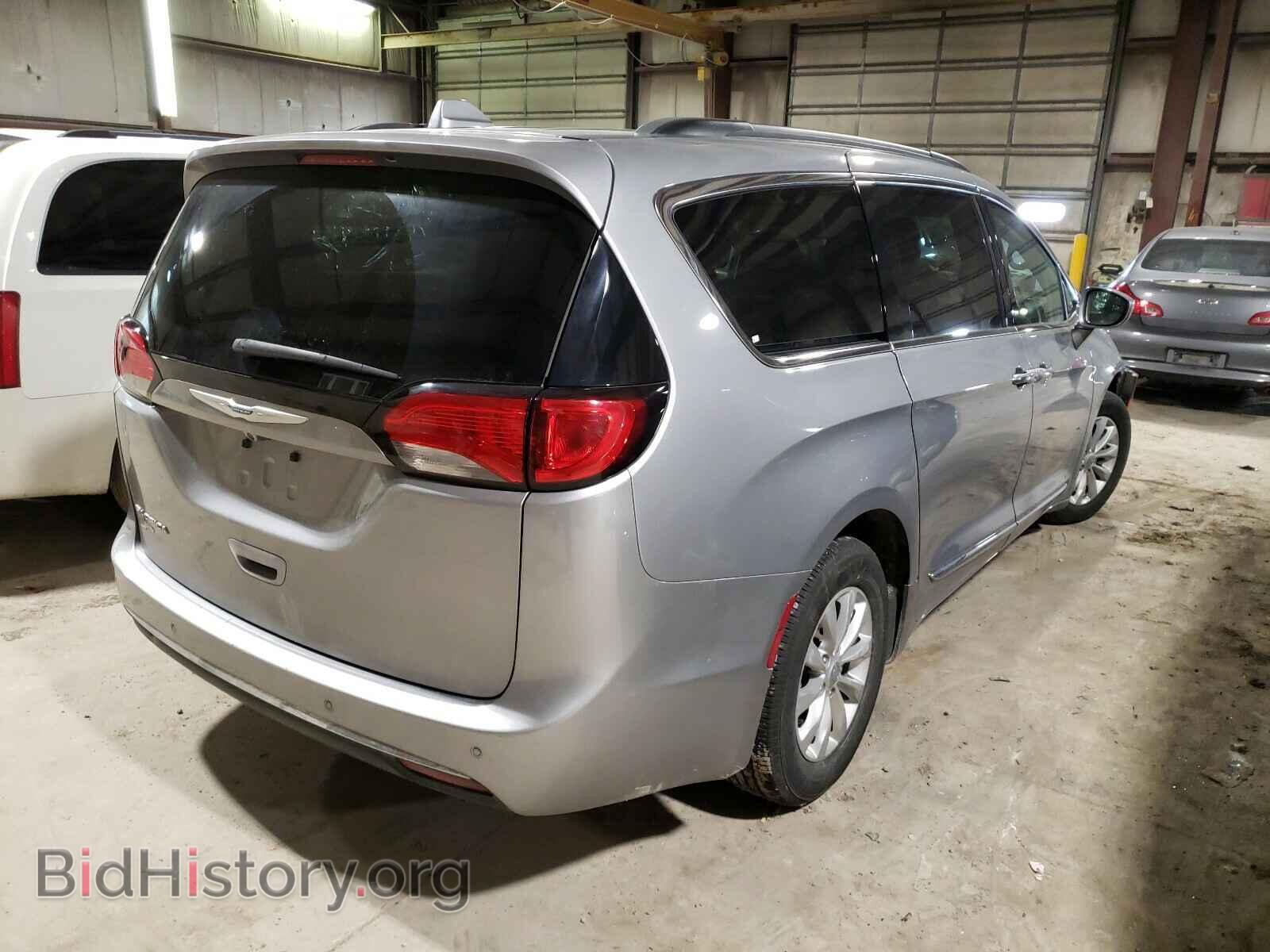 2017 CHRYSLER PACIFICA - VIN: 2C4RC1BG8HR702955 - Фото 4