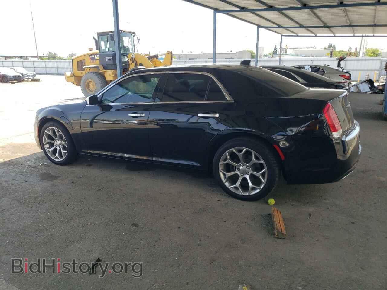 2017 CHRYSLER 300 - VIN: 2C3CCAPT3HH521493 - Фото 2