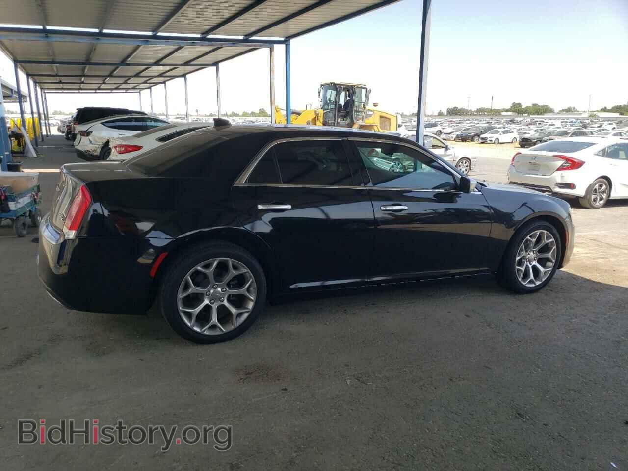 2017 CHRYSLER 300 - VIN: 2C3CCAPT3HH521493 - Фото 3
