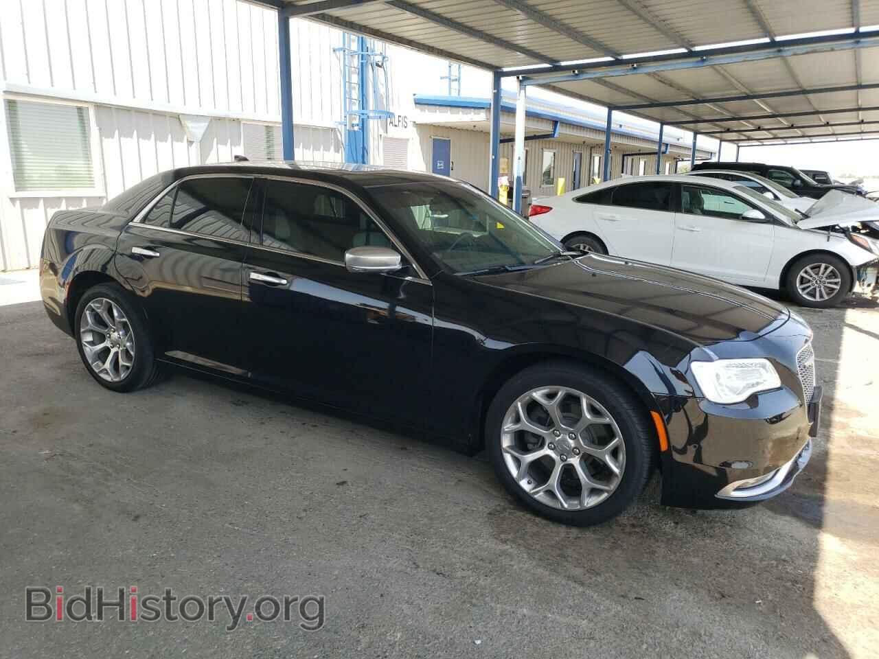 2017 CHRYSLER 300 - VIN: 2C3CCAPT3HH521493 - Фото 4