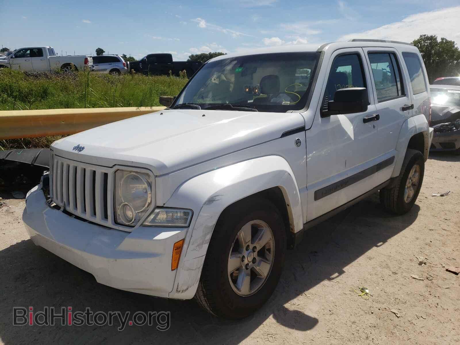 2011 JEEP LIBERTY - VIN: 1J4PN2GK6BW565334 - Фото 2