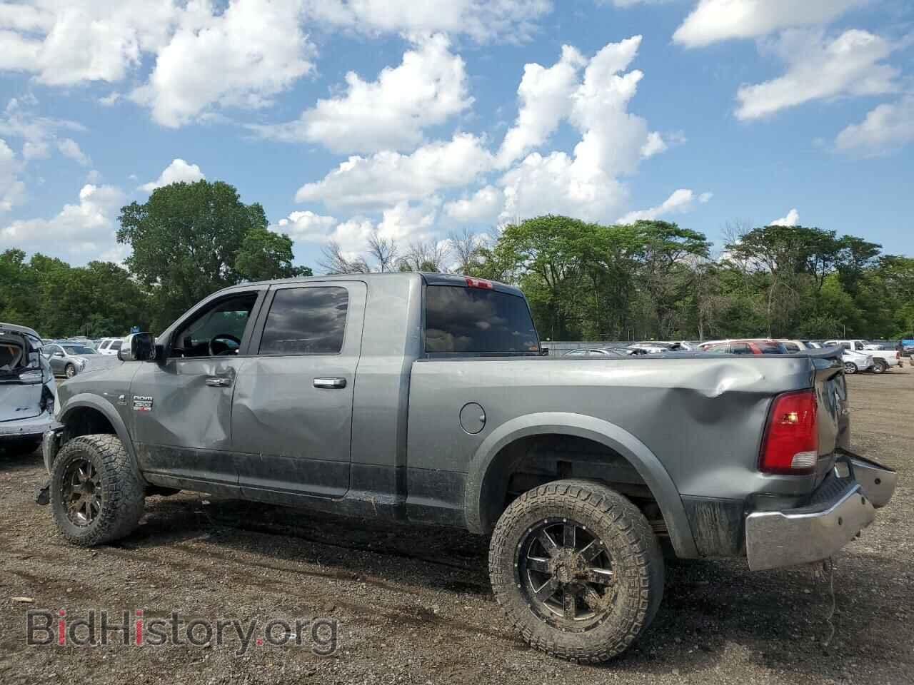 2011 DODGE All Models - VIN: 3D7UT2HL2BG578270 - Photo 2