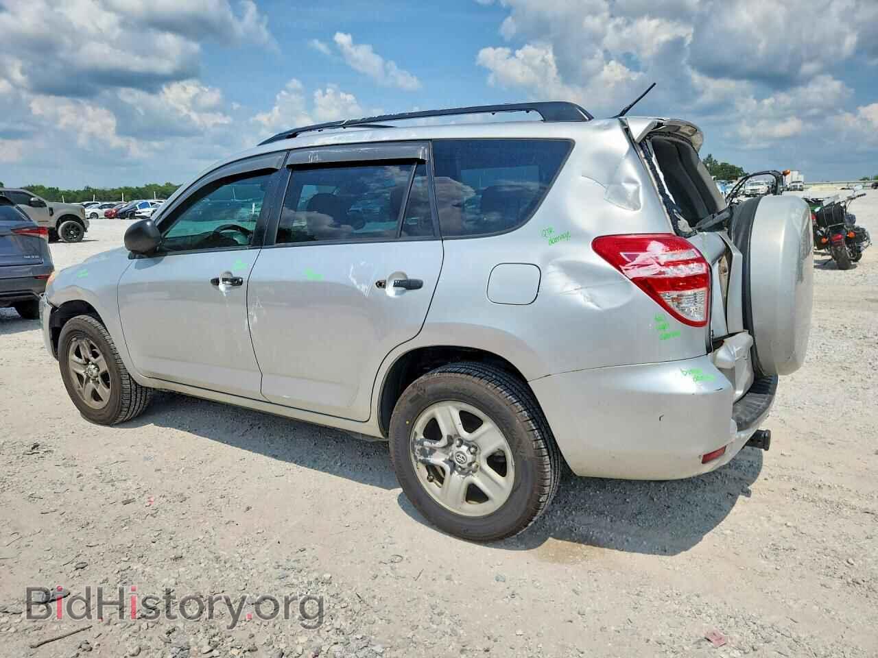 2011 TOYOTA RAV4 - VIN: 2T3BF4DV7BW093182 - Фото 2