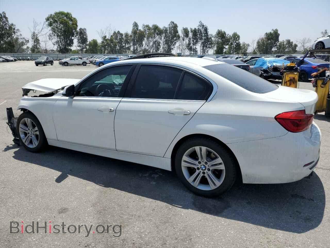 2018 BMW 3 SERIES - VIN: WBA8B9C58JAE22473 - Фото 2