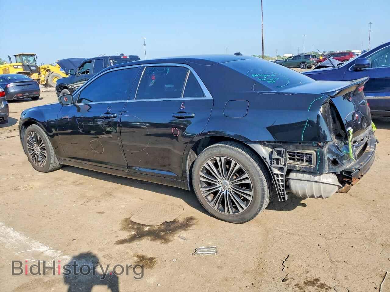 2013 CHRYSLER 300 - VIN: 2C3CCAGG9DH691130 - Photo 2