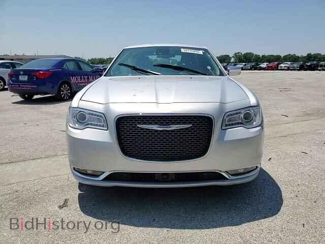 2019 CHRYSLER 300 - VIN: 2C3CCAKG9KH627044 - Фото 13