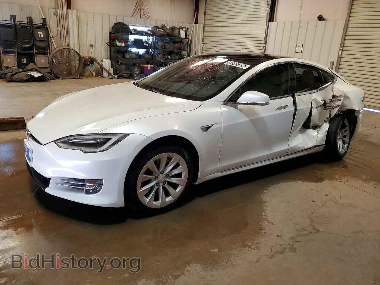 Фотография 5YJSA1E11HF225960 - TESLA MODEL S 2017