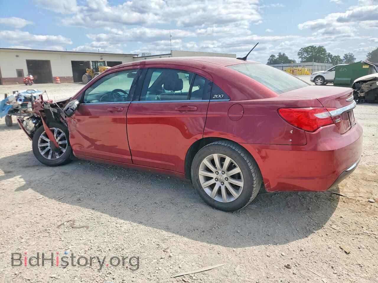 2013 CHRYSLER 200 - VIN: 1C3CCBBG2DN569925 - Photo 2